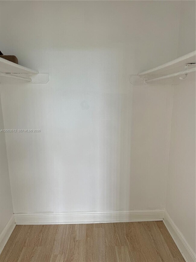 Building Photo - 1109 Belmont Ln