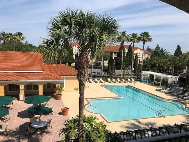 Building Photo - 18001 Richmond Pl Dr