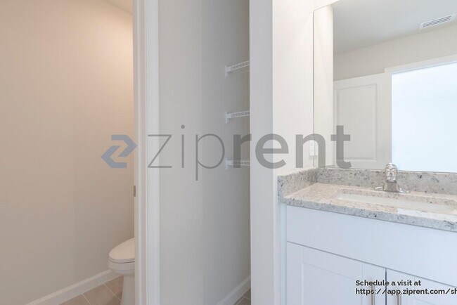 Building Photo - 458 Salisbury Cir