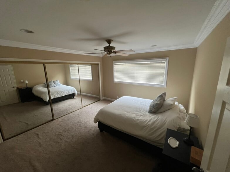 Bedroom - 11646 Chenault St