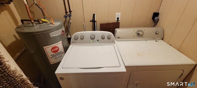 Building Photo - 8 Scuppo Rd