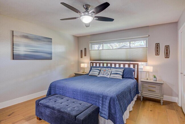 Building Photo - 2713 Bryonhall Dr