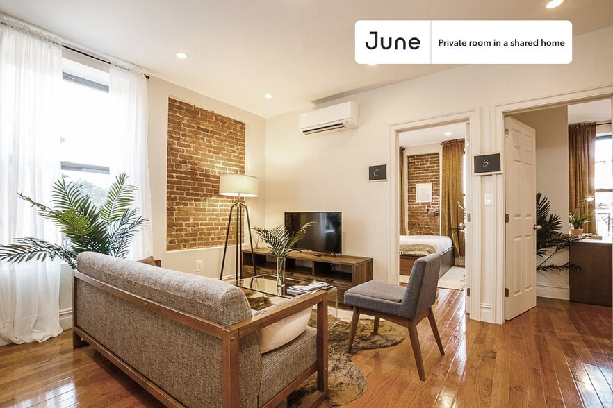 Building Photo - Room in Shared 3 bed/2 bath home in Upper West Side