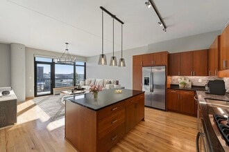 Building Photo - 1120 S 2nd St