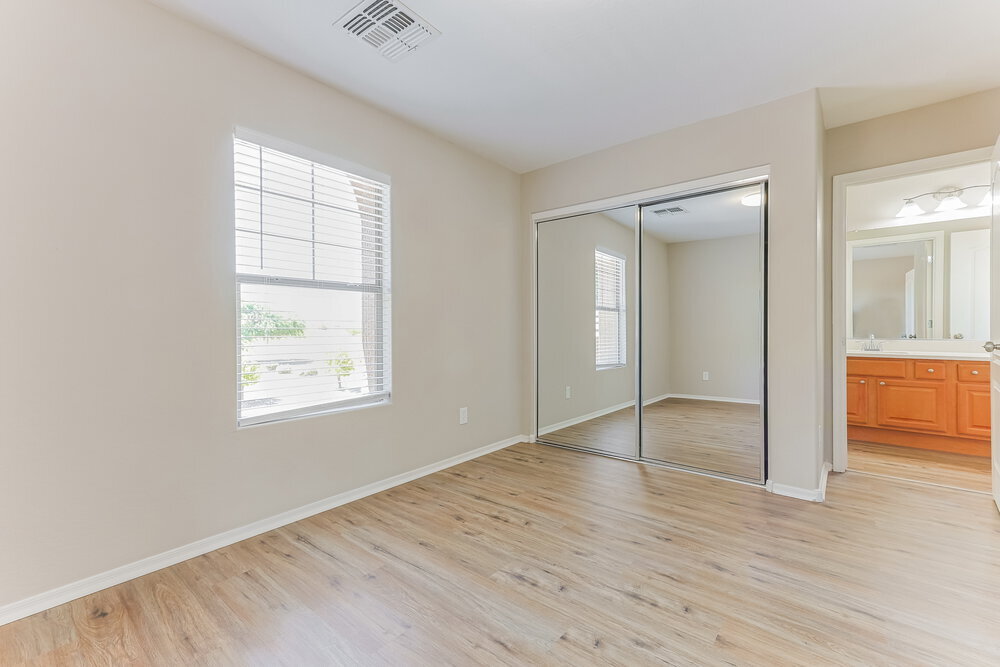 Building Photo - 3286 E Merlot St