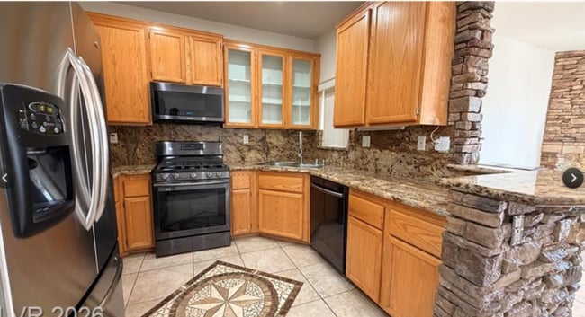 Building Photo - 75 N Valle Verde Dr