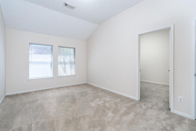 Building Photo - 9503 Tartan Manor St