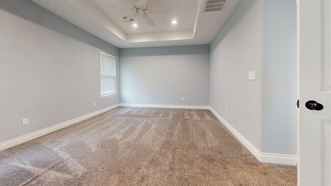 Building Photo - 12580 NE Meers Porter Hill Rd