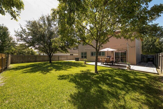 Building Photo - 3713 Blue Cat Way