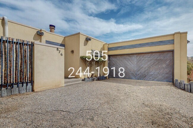 Building Photo - 876 Tramway Ln Ct NE