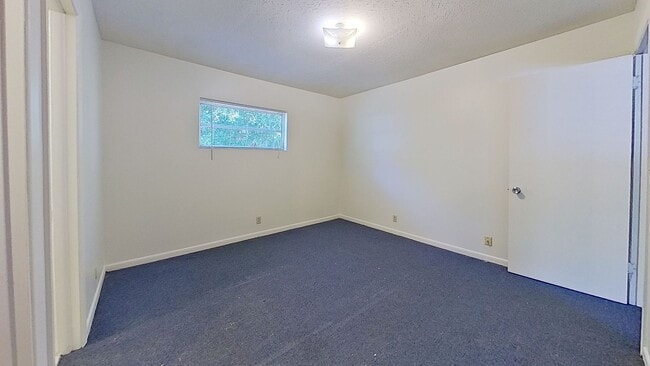 Building Photo - Act Fast! Charming 1BR Home – Pet Friendly & Move-In Ready