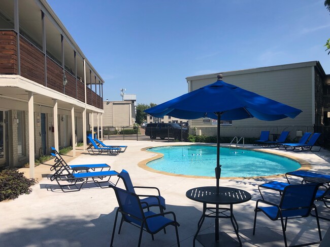 Pool 1 - Summer Creek Apartments