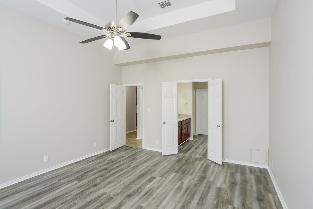 Building Photo - 121 Yeager Cir
