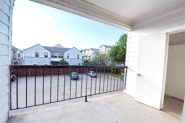 Building Photo - 3701 Cedarplaza Ln