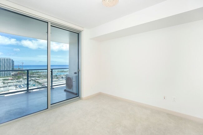 Building Photo - Keauhou Place 3001 - Convenient City Living in Kakaako!