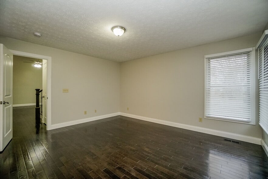 Building Photo - 2131 Juneau Way