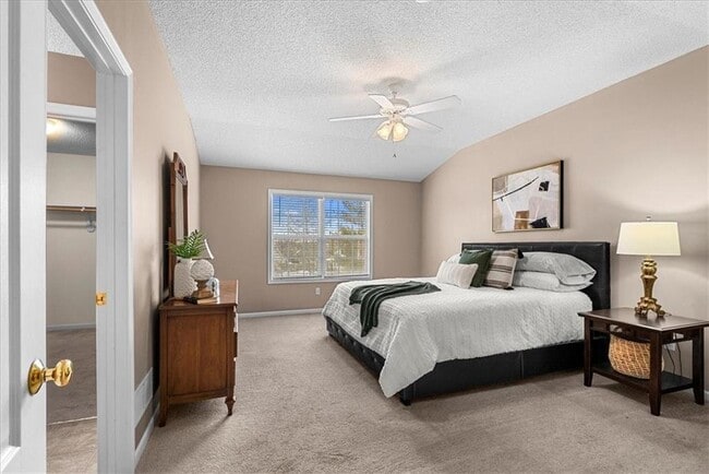 Building Photo - 15557 Floyd St