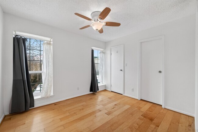 Building Photo - 7575 Cambridge St