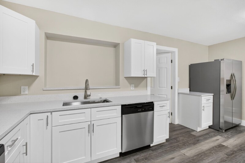 Building Photo - 37 Seminole Ct