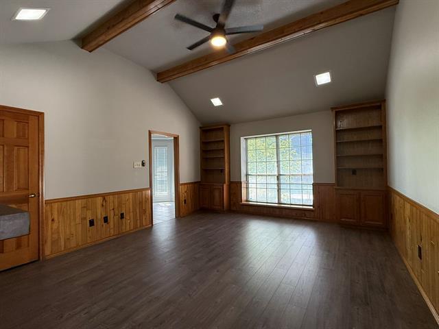 Building Photo - 3713 Laurel Ln