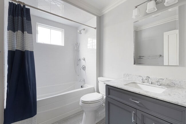 Building Photo - 368 Concord Ave