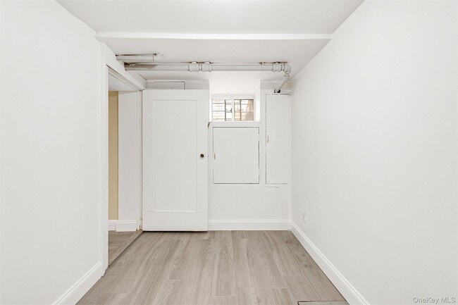 Building Photo - 93-01 71st Ave