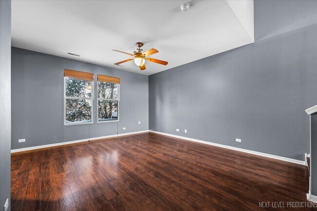 Building Photo - 643 Hawley Dr