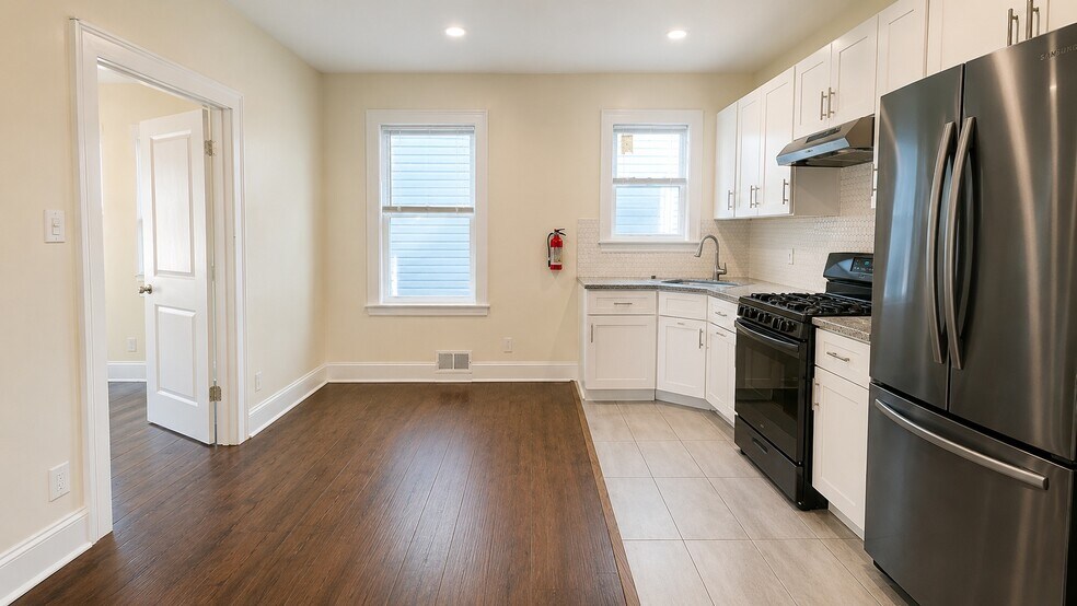 KITCHEN - 55 Stockman Pl