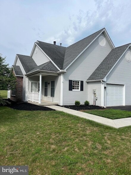Building Photo - 89 Hunters Trail