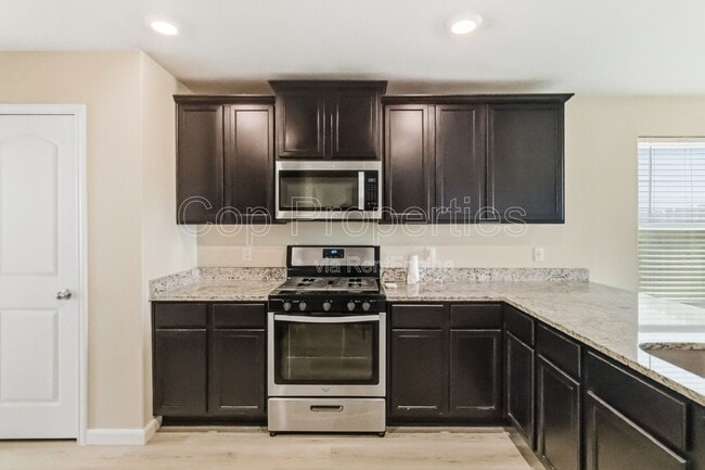 Building Photo - 15027 Harbor Lndg