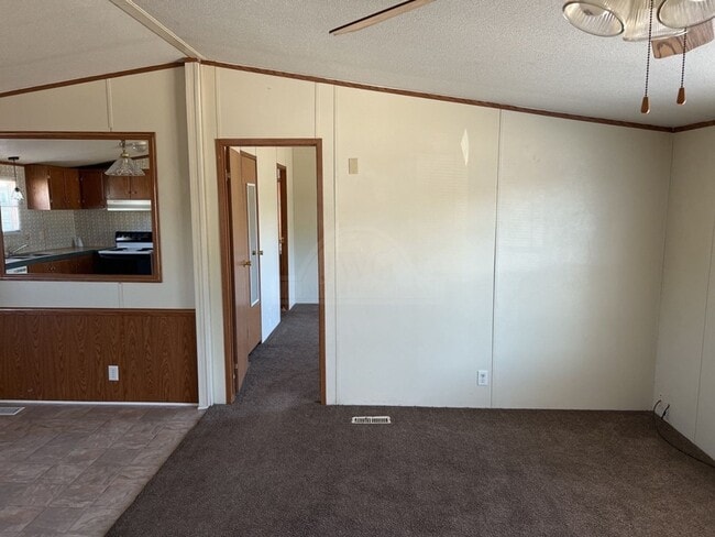 Building Photo - 3303 Sevilla Dr