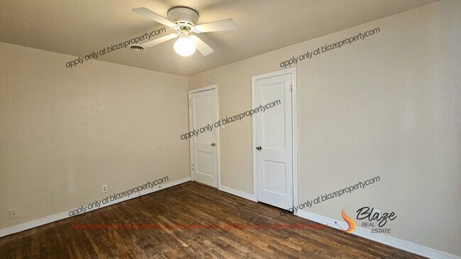 Building Photo - Southlawn 2 Bed 1 Bath home