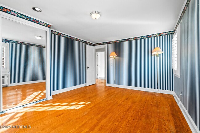 Building Photo - 608 Corlies Ave
