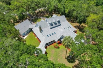 Building Photo - 21033 Violet Rd