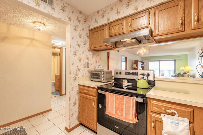 Building Photo - 2222 Ocean Shore Blvd