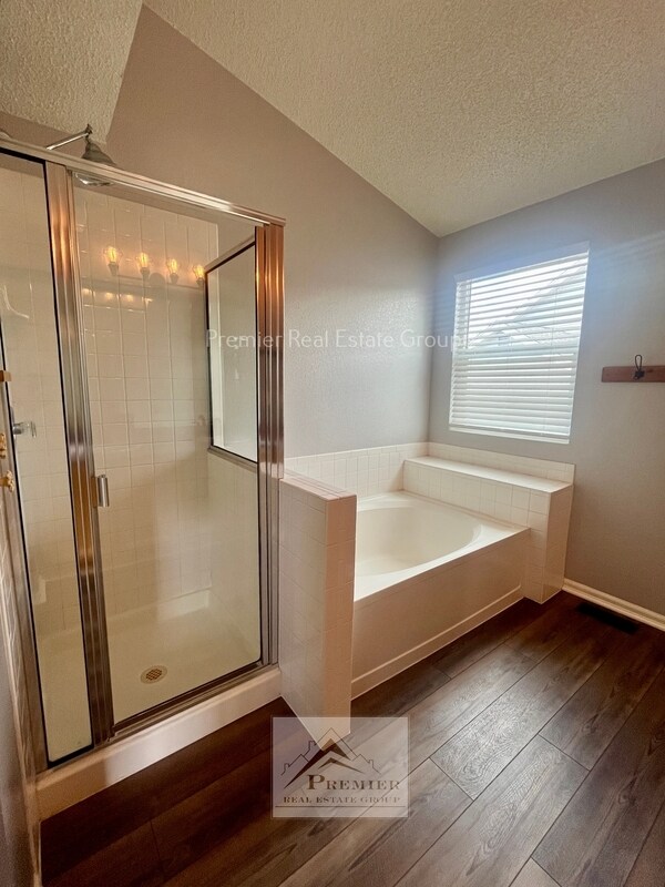 Building Photo - 4540 Laramie Sky Dr