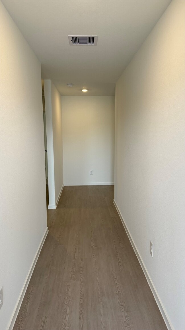 Building Photo - 9226 Speckled Trout Dr