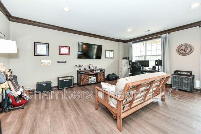 Building Photo - 1769 Moultrie Terrace NE