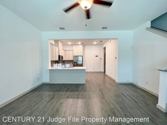 Building Photo - 3 br, 2.5 bath House - 6565 Iron Horse Bou...