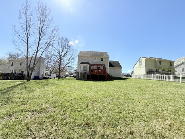 Building Photo - 2812 Providence Creek Rd