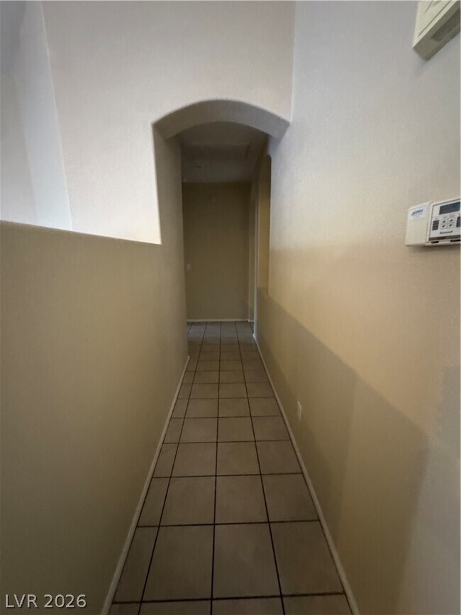 Building Photo - 2294 Tedesca Dr