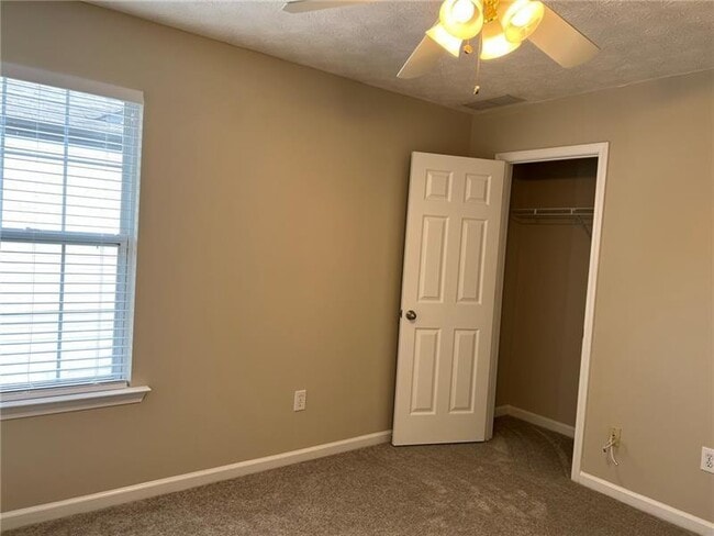 Building Photo - 1348 Woodcutt Pl