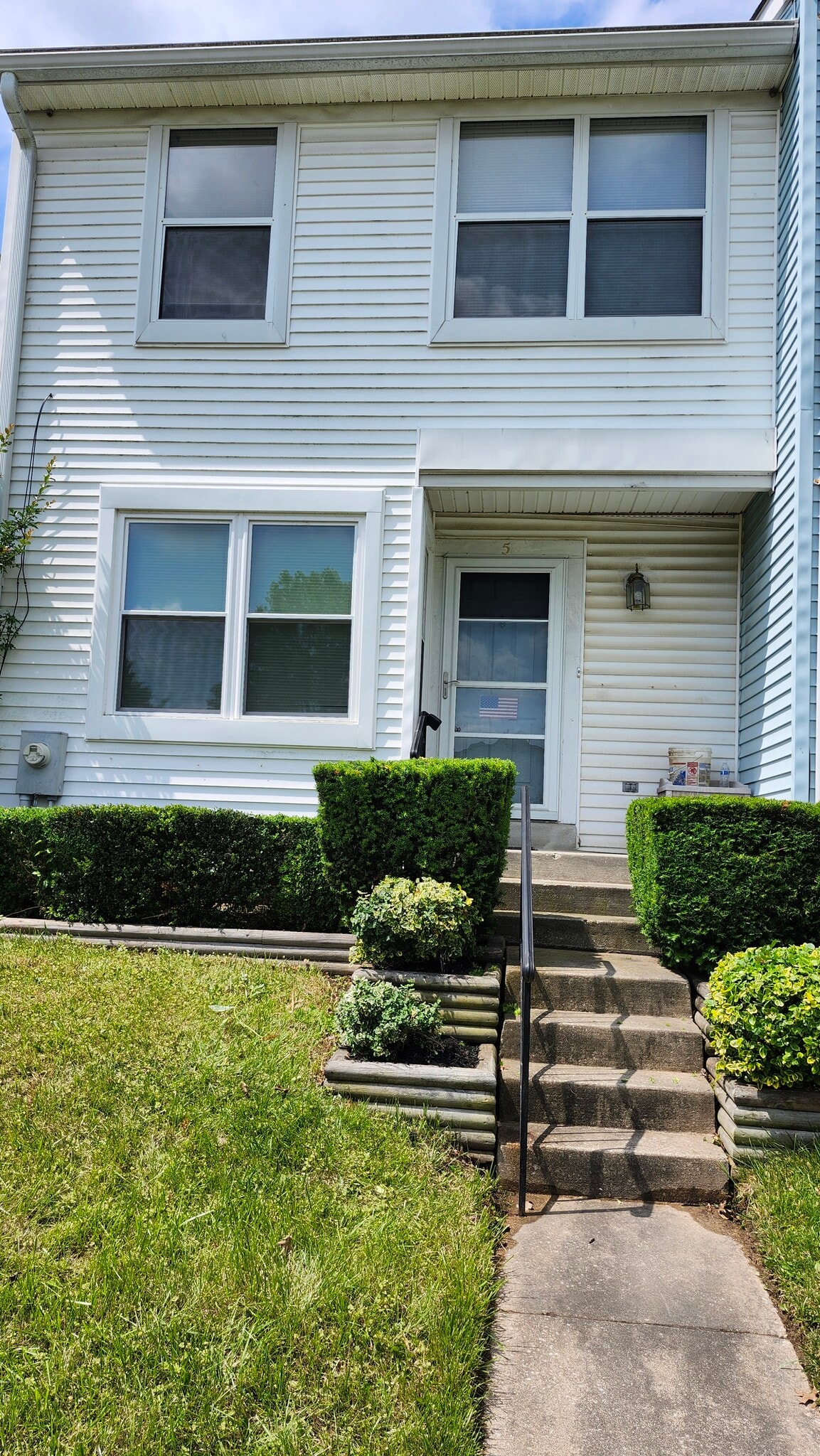 Building Photo - 5 Old Knife Ct