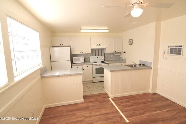 Building Photo - 309 W Rutgers St