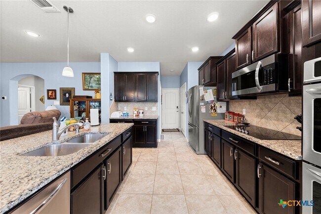 Building Photo - 3612 Aubree Katherine Dr