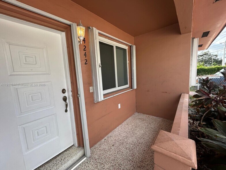 Building Photo - 4242 NW 5th St