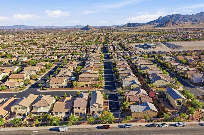 Building Photo - Available for Immediate Move-In! Discover this exceptionally well-maintained and cared-for corner...