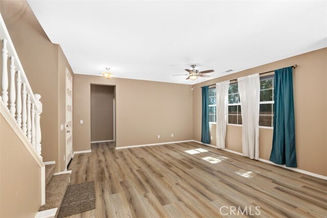 Building Photo - 40485 Amesbury Ln