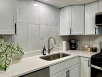 Building Photo - 2014 Washington Ave