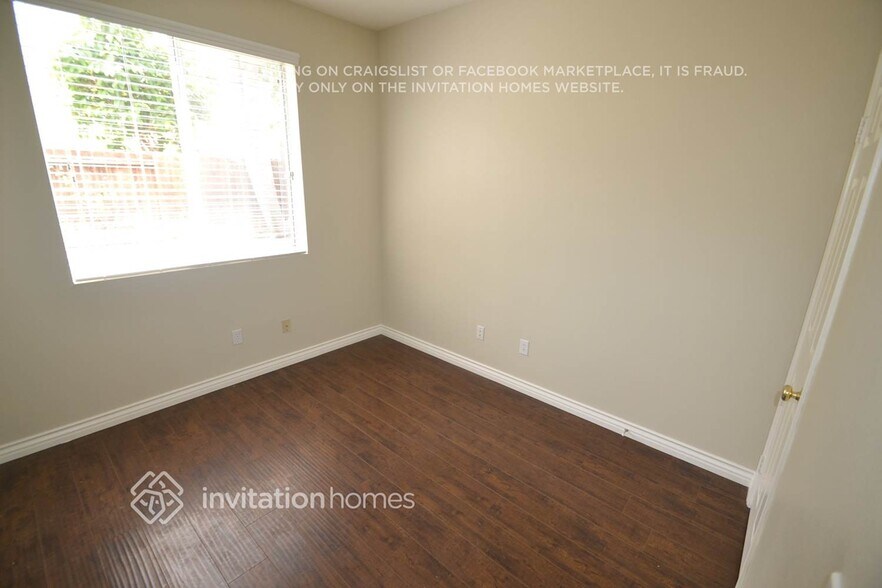 Building Photo - 22830 Oak Knoll Dr